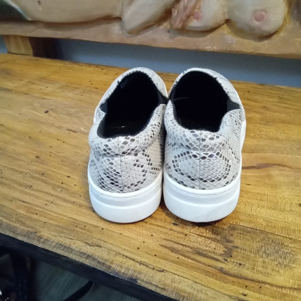 a.new.day Bibi Size 10 Snake Print Faux Leather Slip-On Sneakers - Picture 5 of 16